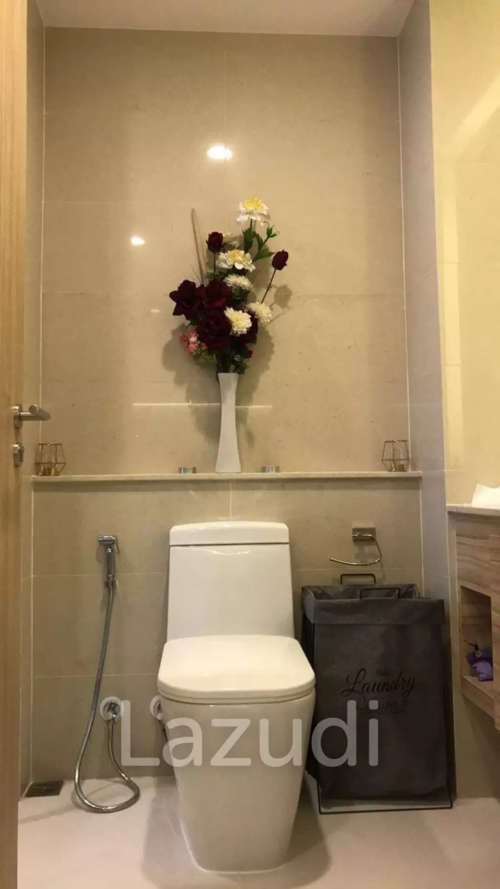 The Riviera Wongamat Condo for Sale