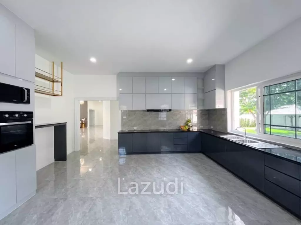 Pool Villa for Sale in Tungklom-Tanman, Pattaya