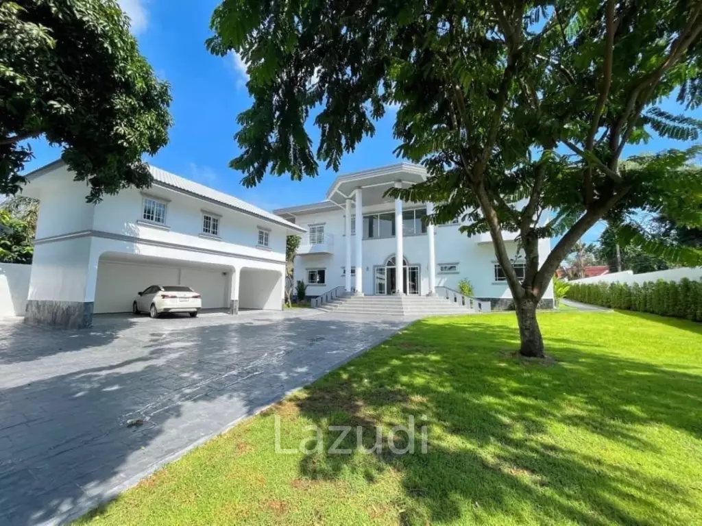 Pool Villa for Sale in Tungklom-Tanman, Pattaya