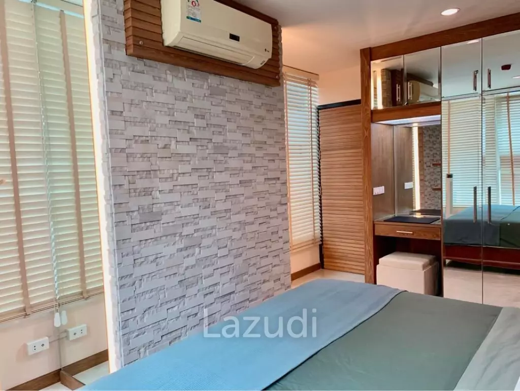 2 Bed 63 SQ.M. Sukhumvit Living Town