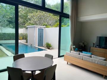 2 bedroom pool villa for self-living