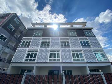 4 Bed 387 Sqm Home Office at Hallmark Elegant
