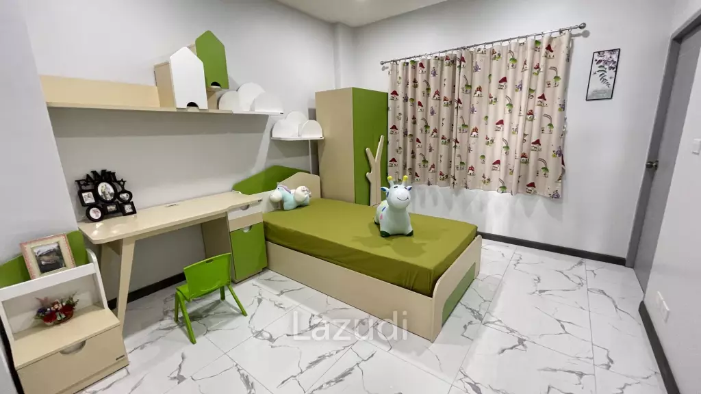 4 Bed 6 Bath 402 SQ.M Home Office at Hallmark Elegant