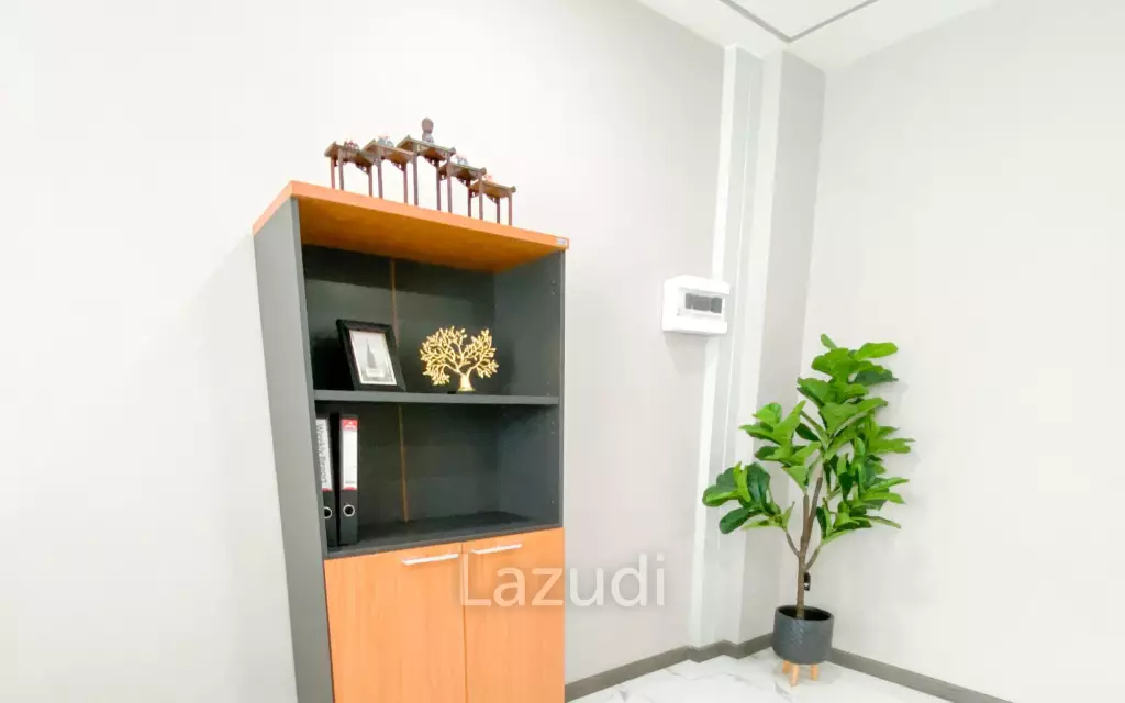 4 Bed 6 Bath 402 SQ.M Home Office at Hallmark Elegant