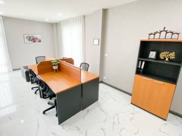 4 Bed 6 Bath 402 SQ.M Home Office at Hallmark Elegant