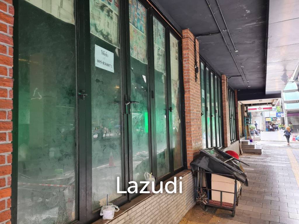 Corner 2 Story Retail Space On Top Location In at BTS SALA DEANG