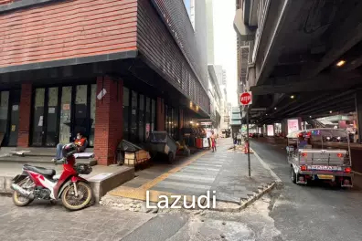 Corner 2 Story Retail Space On Top Location In at BTS SALA DEANG