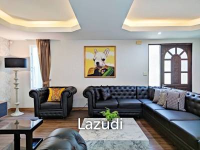 Pool Villa for Sale at Jomtien Beach