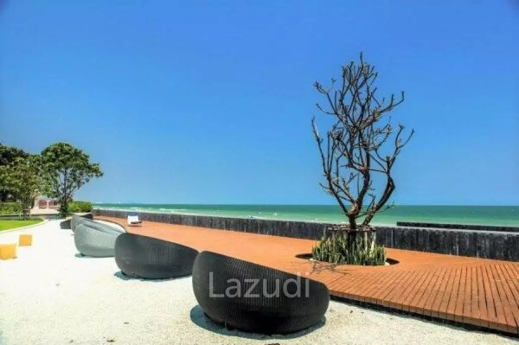 Luxury 3 Bed Beachfront Condo