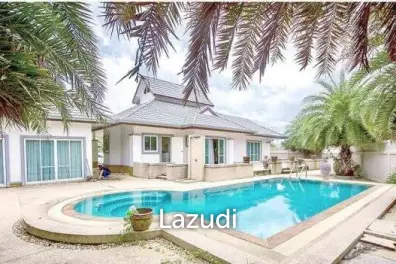 EMERALD RESORT: 4 Bed Pool Villa