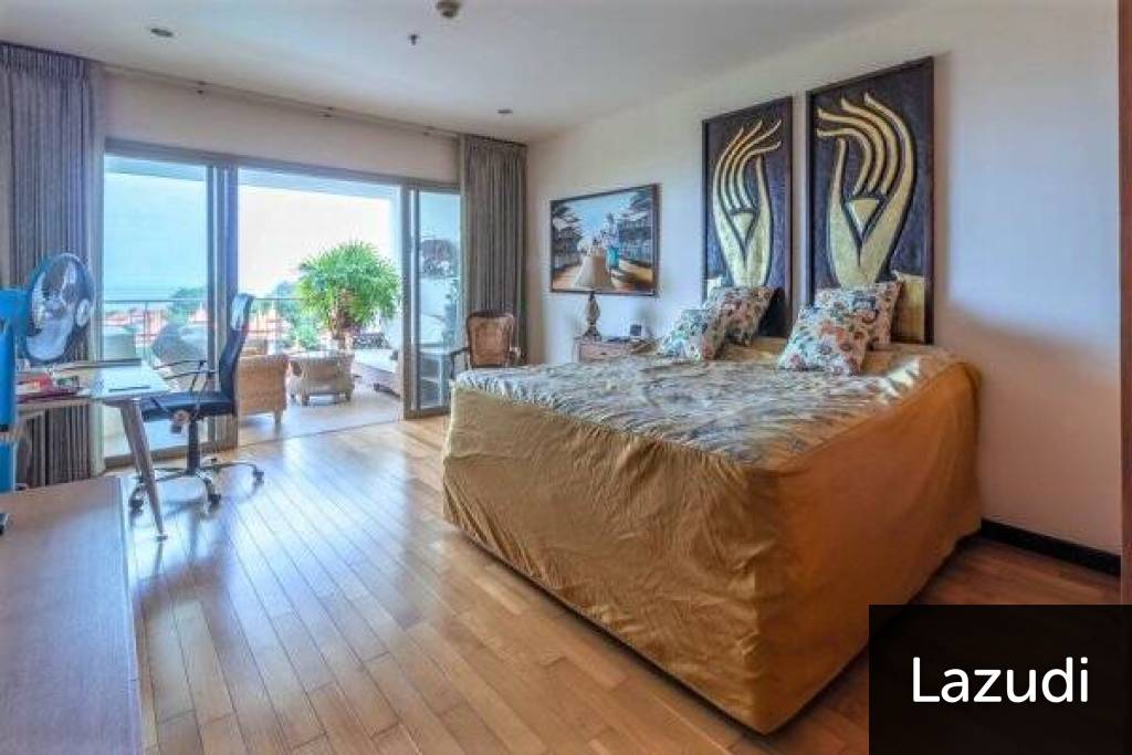Luxury Penthouse With Spectacular Views Luxury Penthouse With Spectacular Views