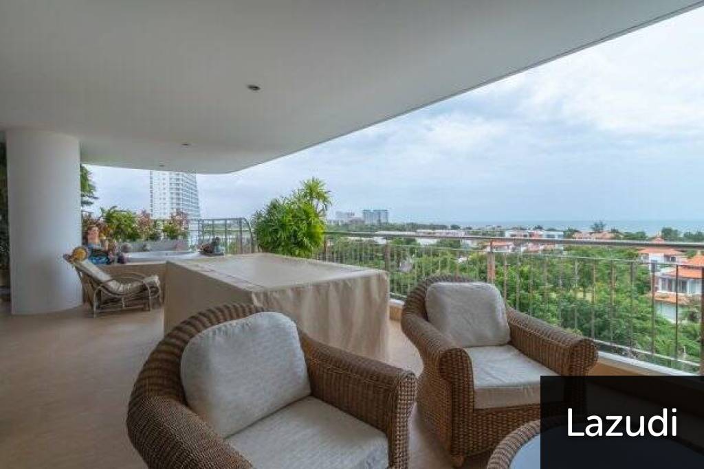 Luxury Penthouse With Spectacular Views Luxury Penthouse With Spectacular Views