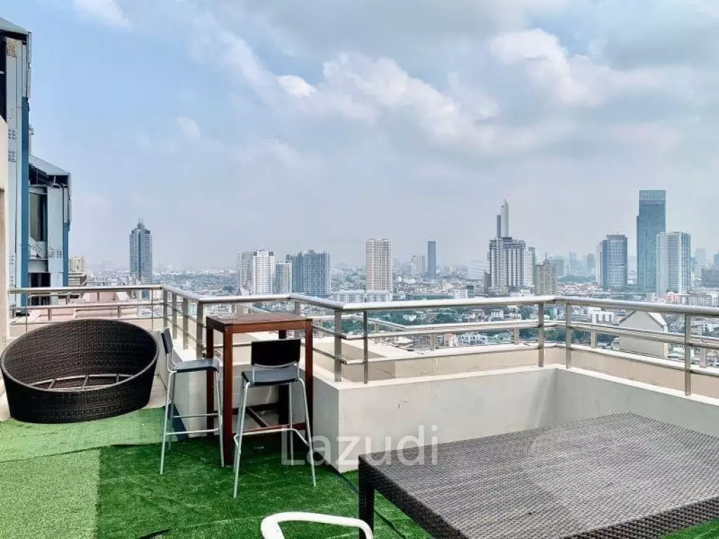 3 Bed 3 Bath 220 SQ.M Watermark Choapraya