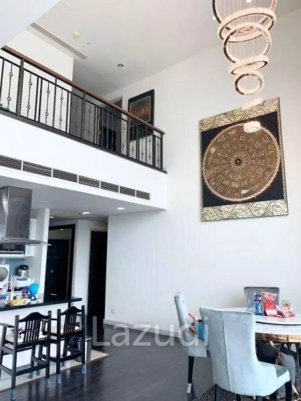 3 Bed 3 Bath 220 SQ.M Watermark Choapraya