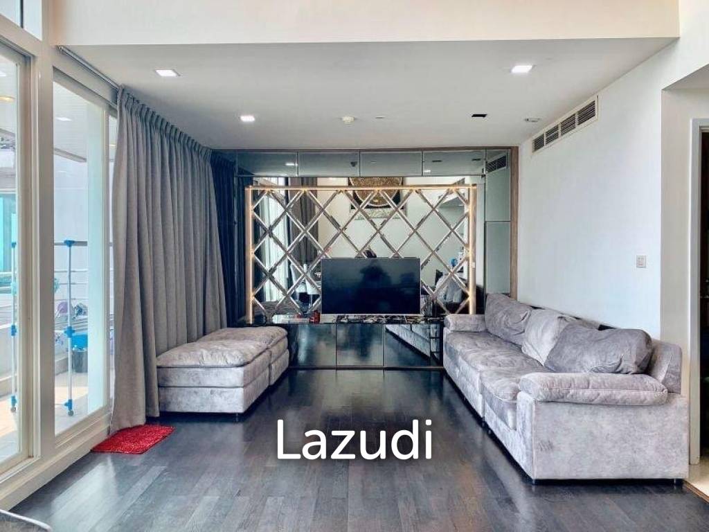 3 Bed 3 Bath 220 SQ.M Watermark Choapraya