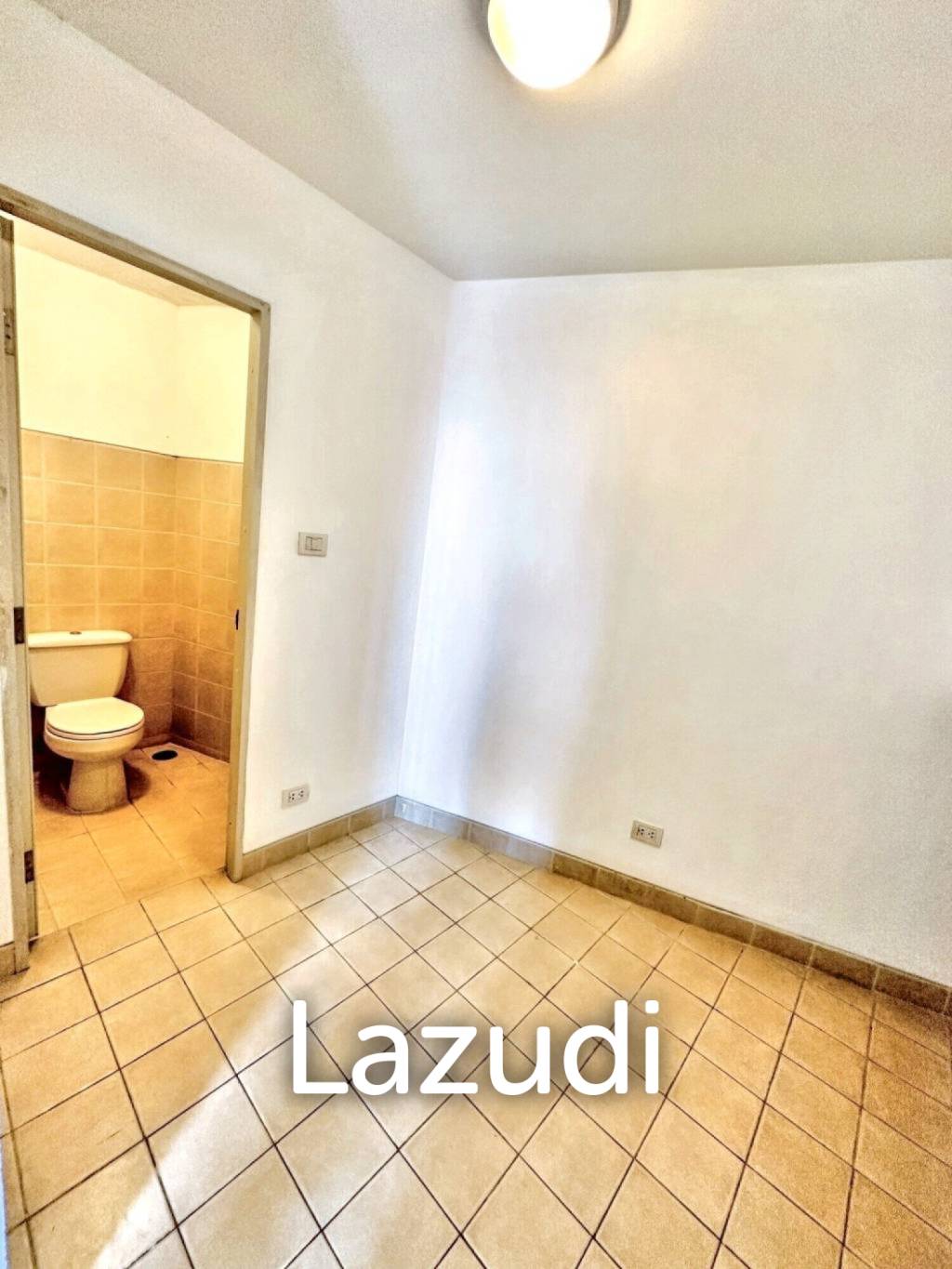 3 Bed 3 Bath 220 SQ.M Watermark Choapraya