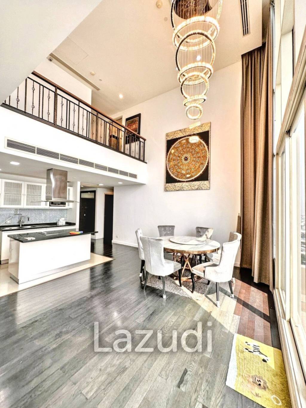3 Bed 3 Bath 220 SQ.M Watermark Choapraya