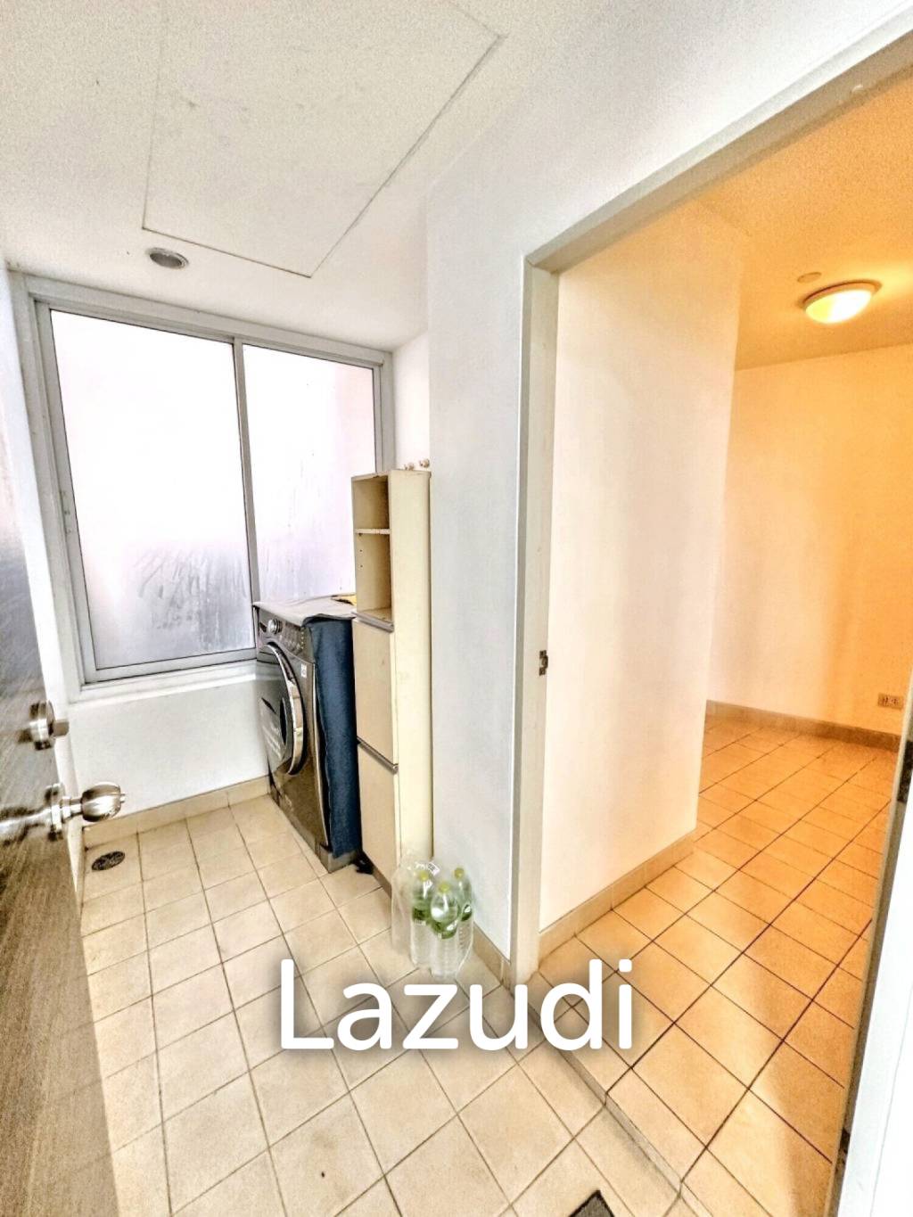 3 Bed 3 Bath 220 SQ.M Watermark Choapraya