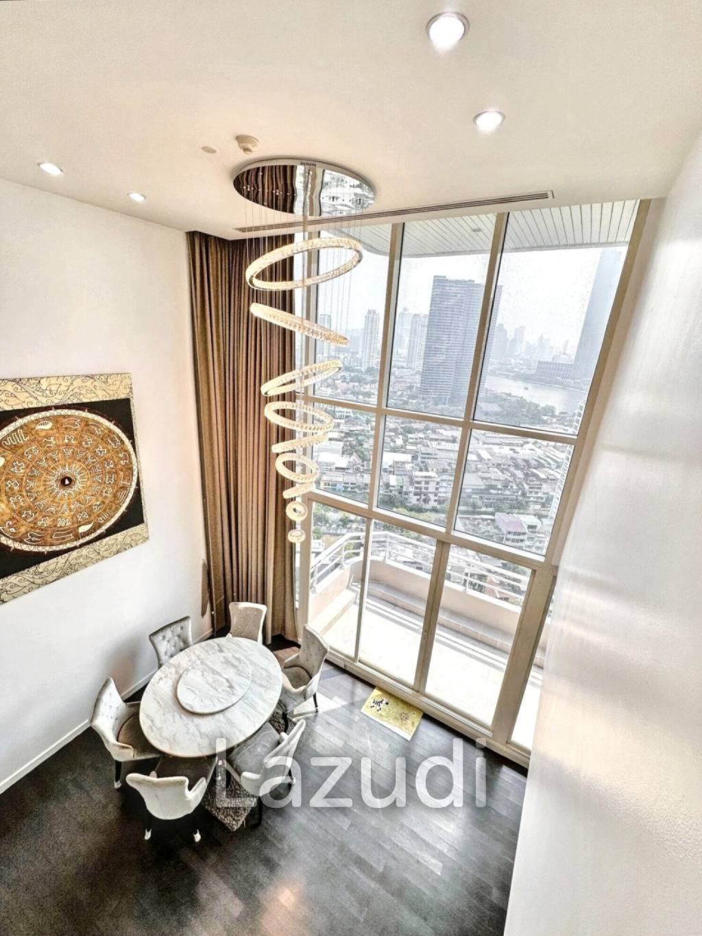 3 Bed 3 Bath 220 SQ.M Watermark Choapraya