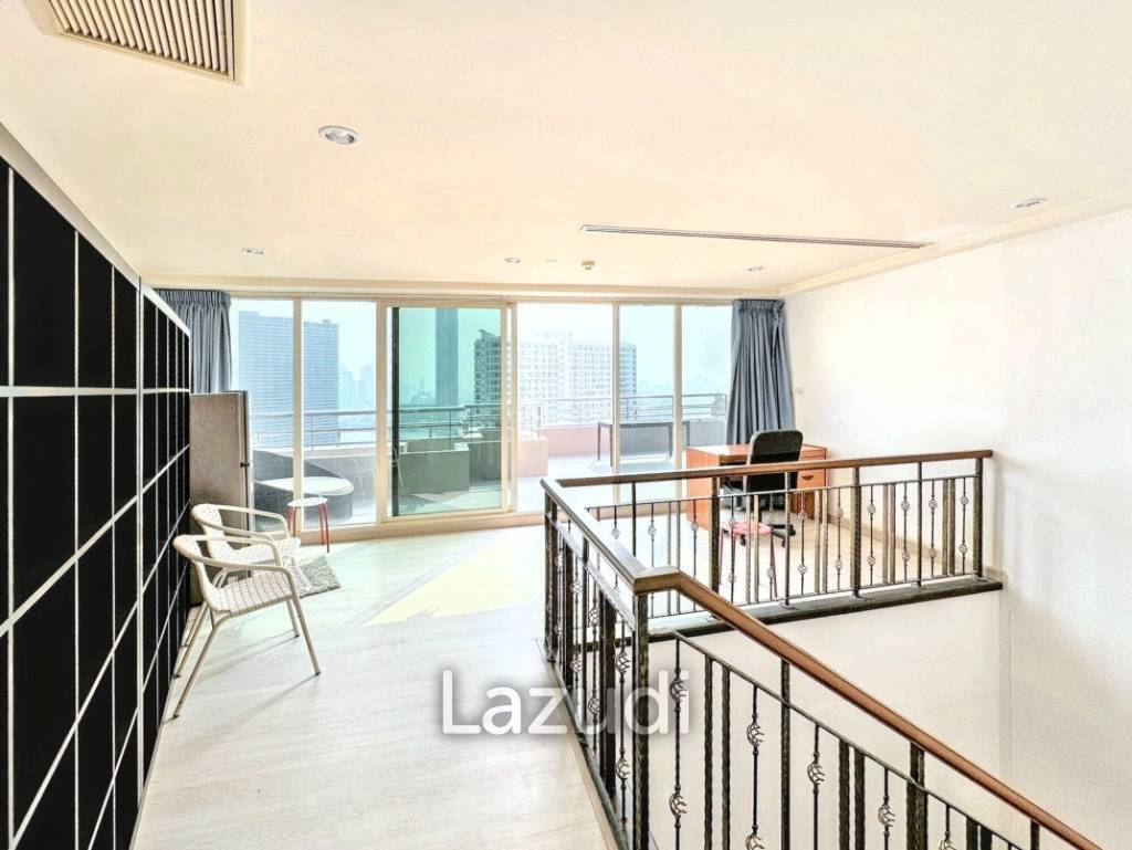3 Bed 3 Bath 220 SQ.M Watermark Choapraya