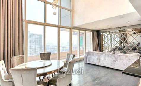 3 Bed 3 Bath 220 SQ.M Watermark Choapraya