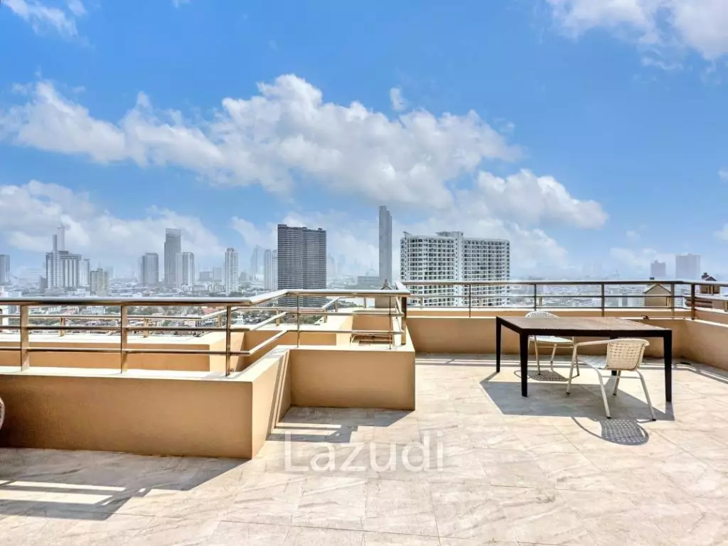 3 Bed 3 Bath 220 SQ.M Watermark Choapraya