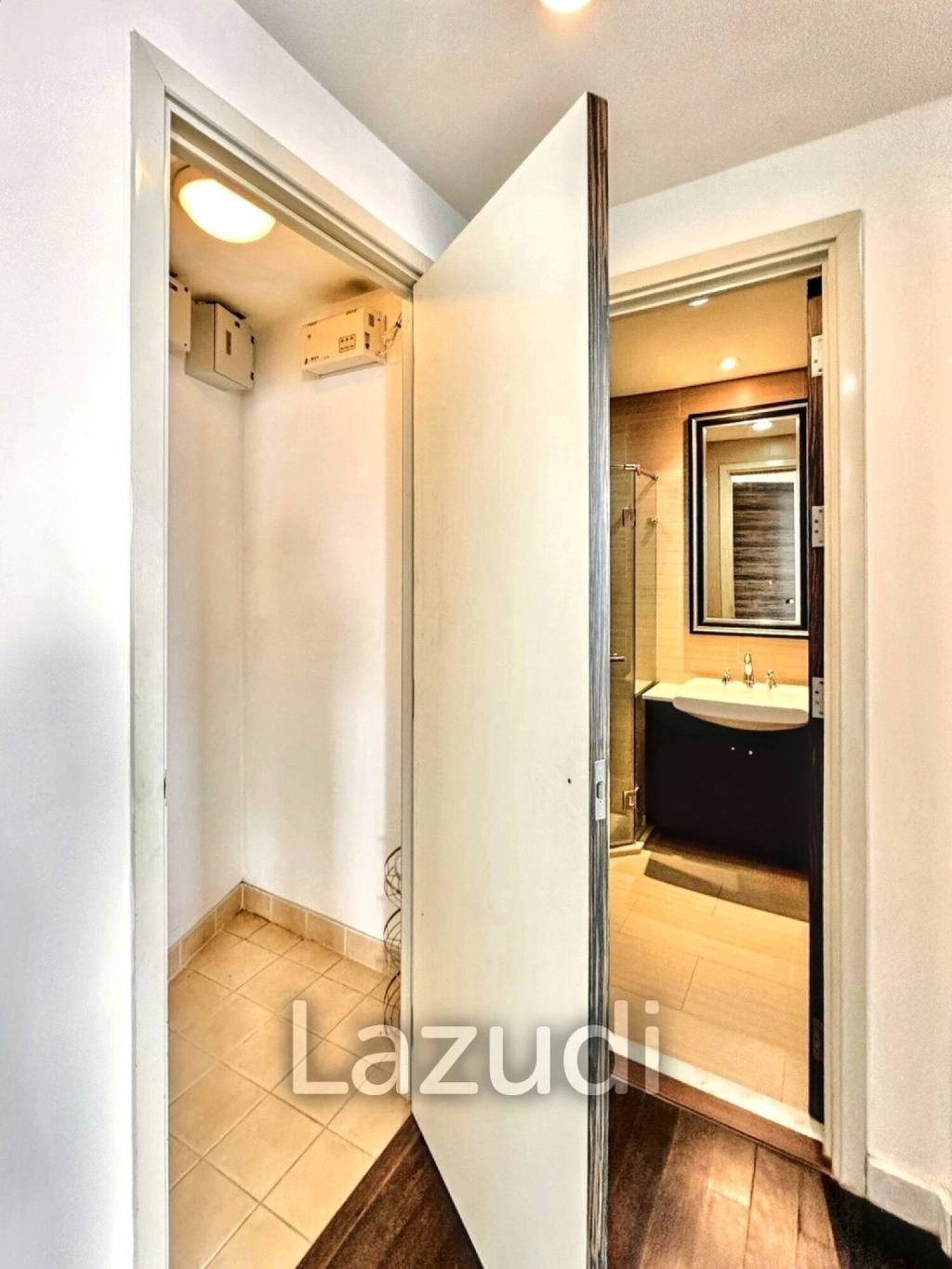 3 Bed 3 Bath 220 SQ.M Watermark Choapraya
