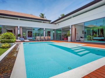 Exceptional 4 Bed 4 Bath Pool Villa