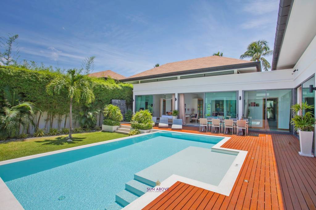 Exceptional 4 Bed 4 Bath Pool Villa