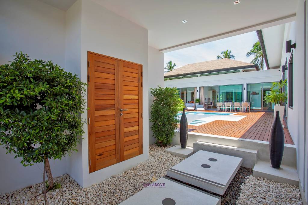 Exceptional 4 Bed 4 Bath Pool Villa