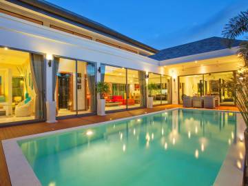 Exceptional 3 Bed 3 Bath Pool Villa