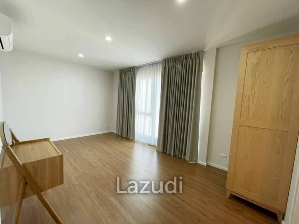4 Bed 4 Bath 218 SQM Twin House For Sales