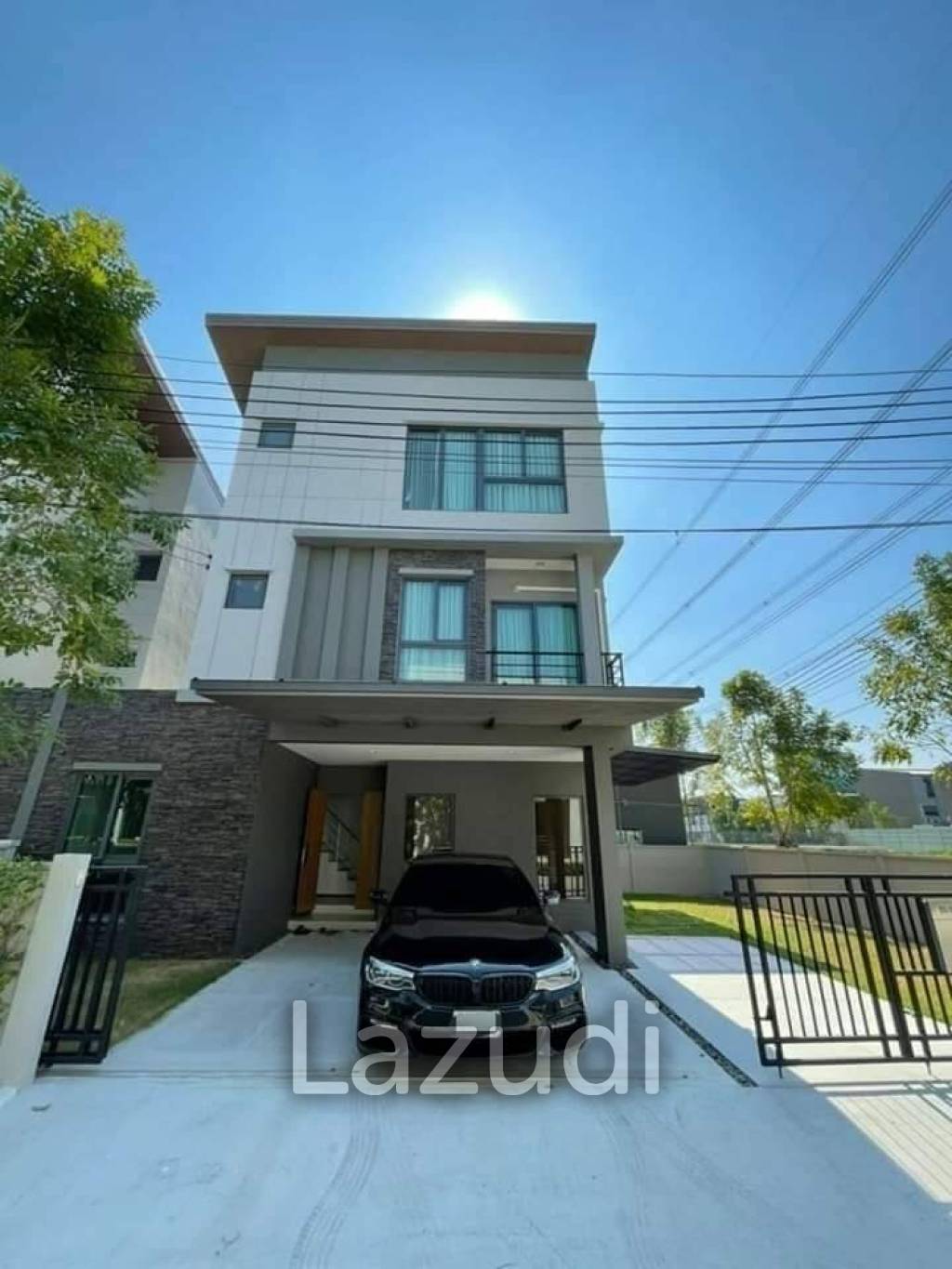 4 Bed 4 Bath 218 SQM Twin House For Sales