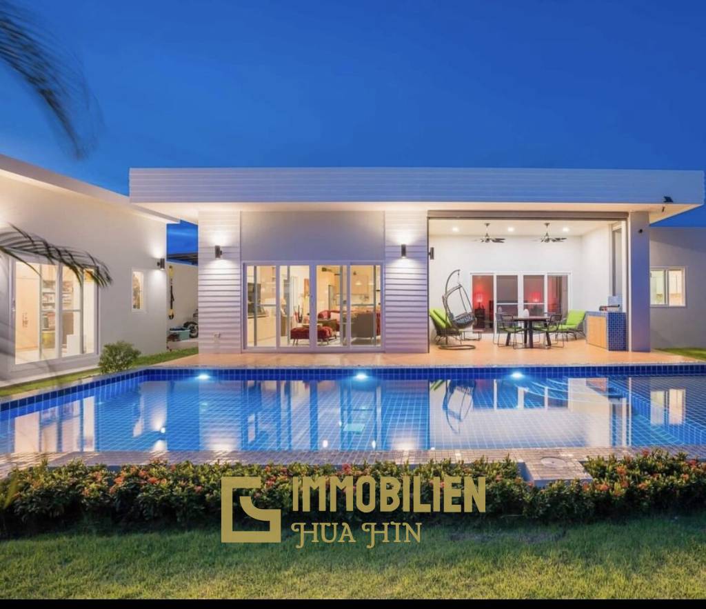 MODA RYTHYM : 4 bed pool villa