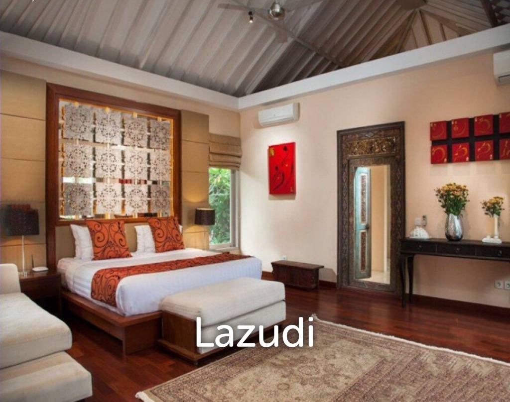 Amazing 4 Bedroom Freehold Villa in Sanur