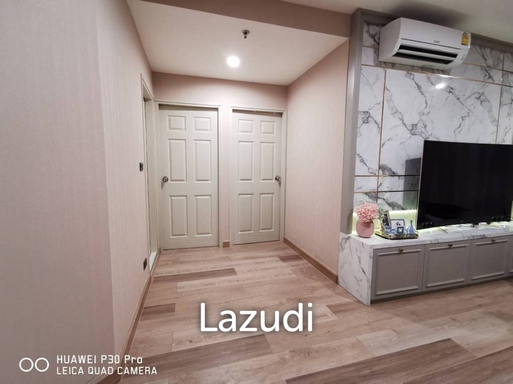 2 Bed 2 Bath 63 SQ.M Life@Sathorn 10