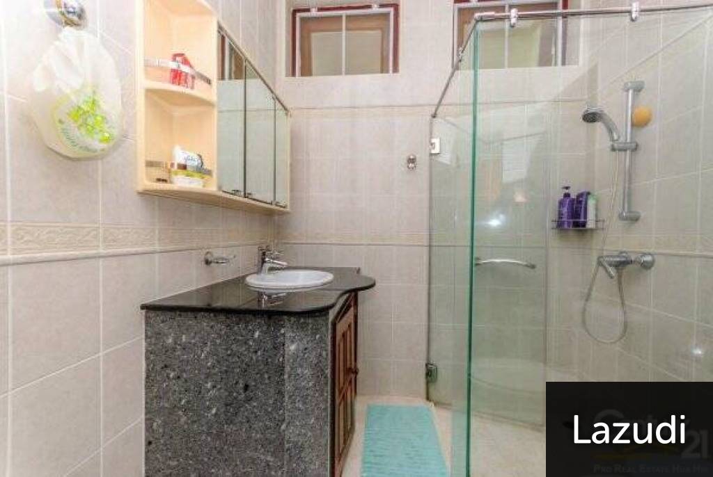 2,100 m² 4 Chambre 5 Salle de bain Villa Pour Vente