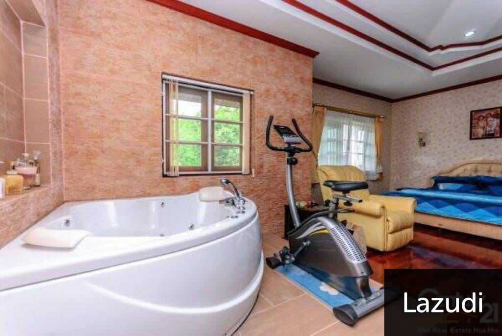 2,100 m² 4 Chambre 5 Salle de bain Villa Pour Vente