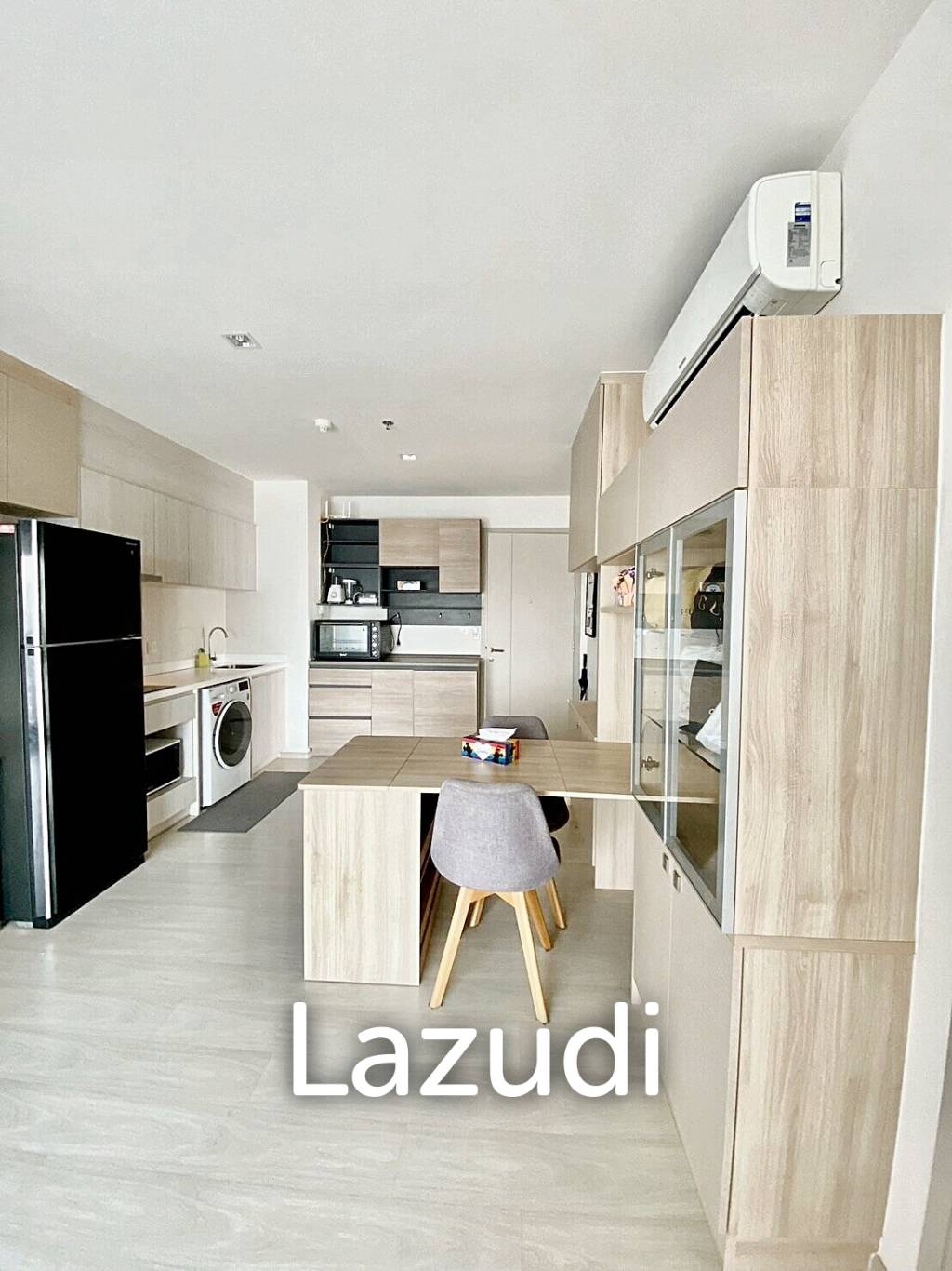 2 Bed 2 Bath 60 SQ.M Life Sukhumvit 48