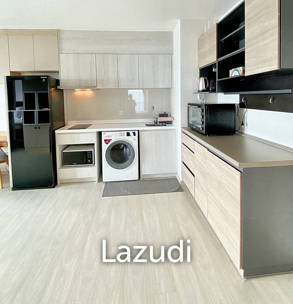 2 Bed 2 Bath 60 SQ.M Life Sukhumvit 48