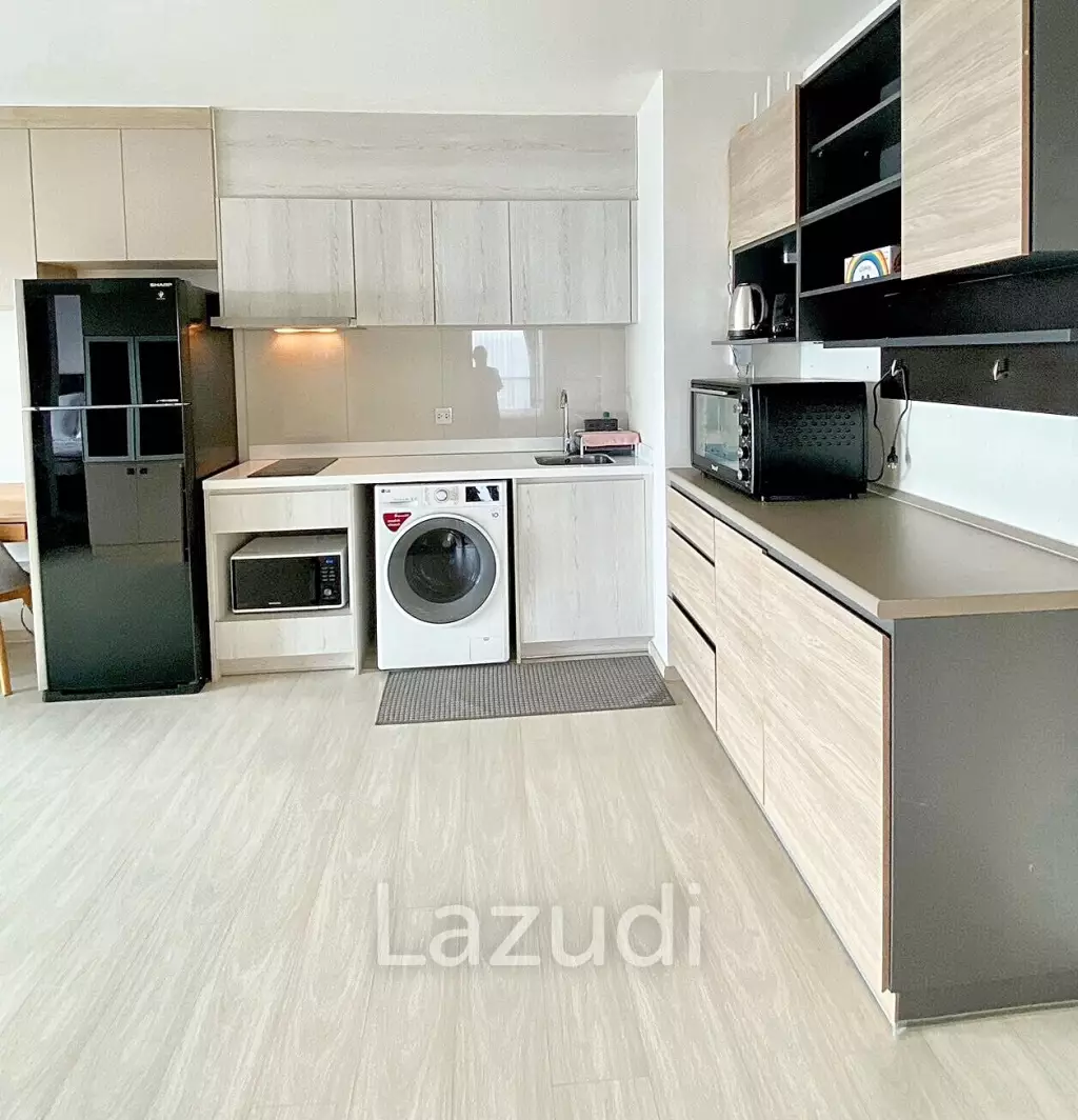 2 Bed 2 Bath 60 SQ.M Life Sukhumvit 48