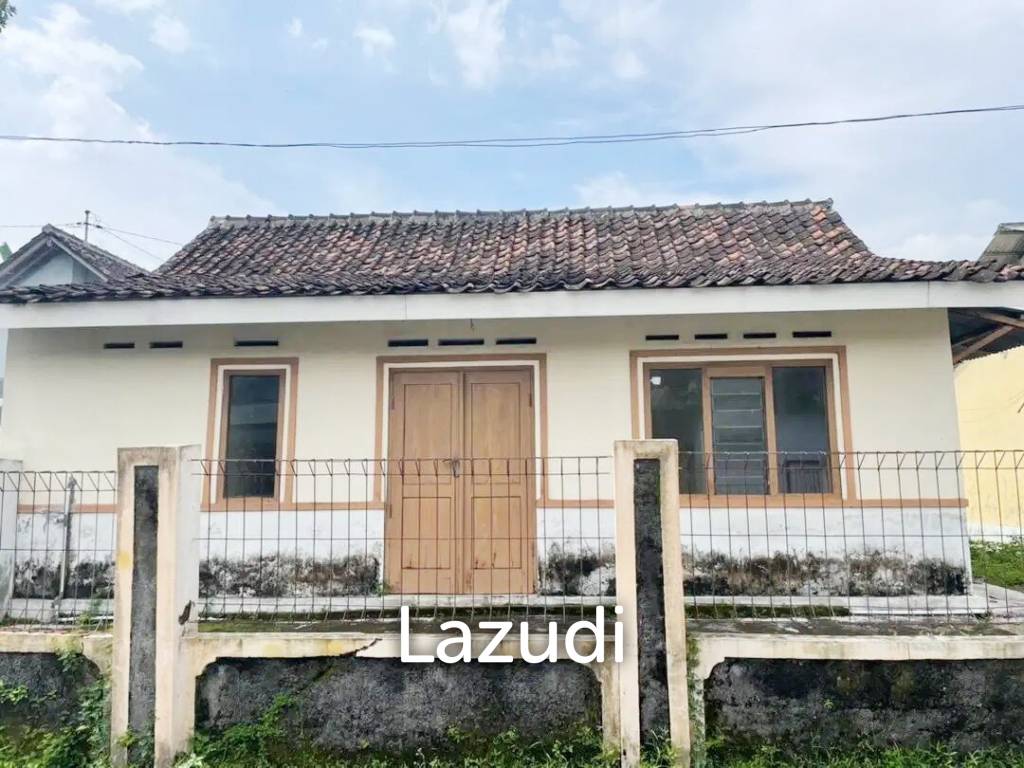 Rumah Dijual Dekat Alun-Alun Klaten, Kantor Bupati Klaten, RSUD Bagas Waras, Matahari Plasa Klaten, Stasiun Klaten