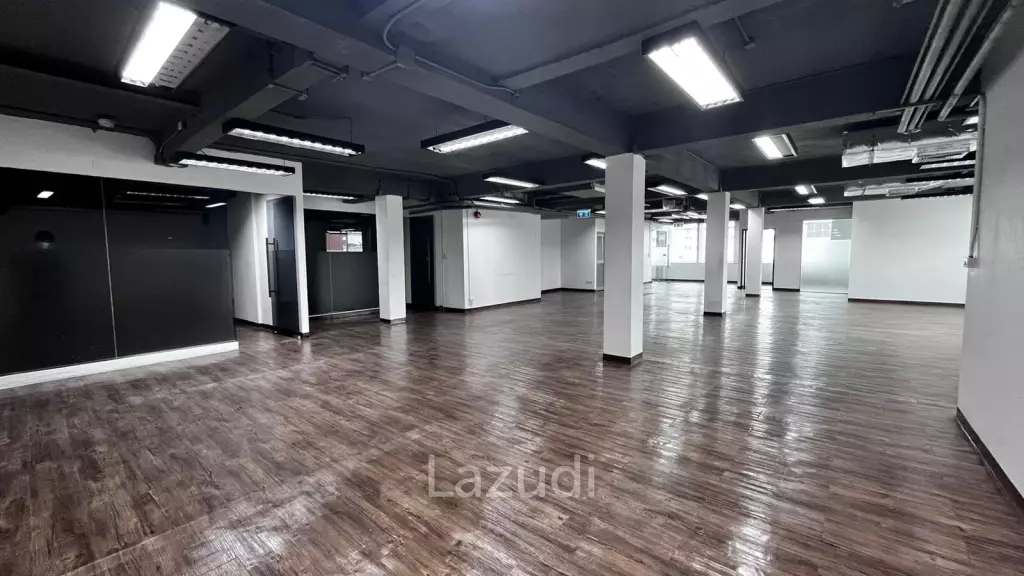 Office For Rent at L Building