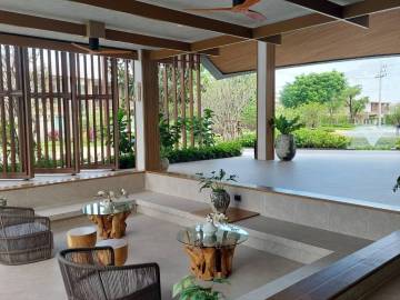 4 beds 4 baths 196 SQ.M Burasiri Krungthep Kreetha