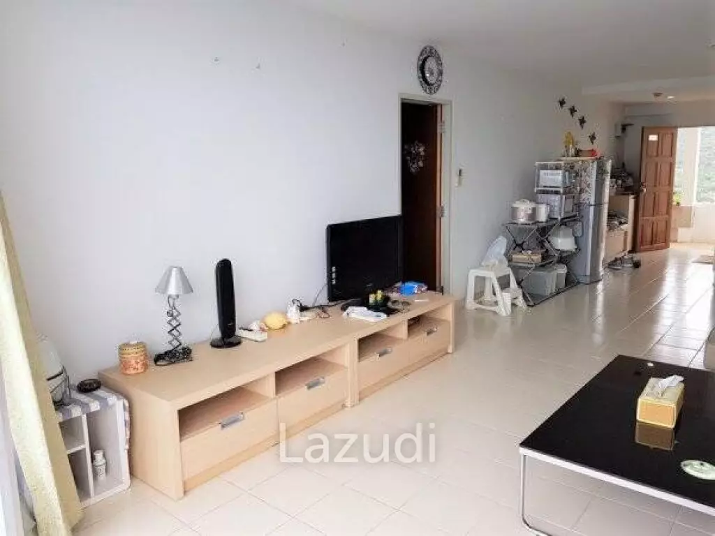Absolute Sea View 2 Bed Condo