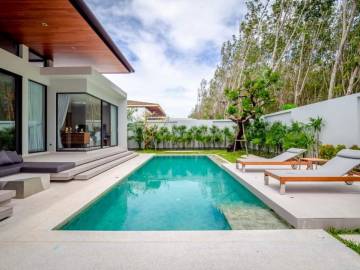 **READY TO MOVE IN** Modern loft style villa in Chengtalay 3 bed/4 bath