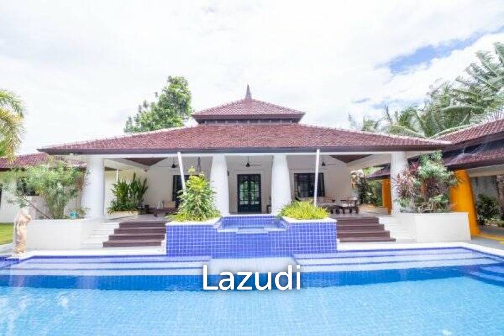 2,000 ตร.ม 3 เตียง 3 อาบน้ำ วิลล่า For ขาย