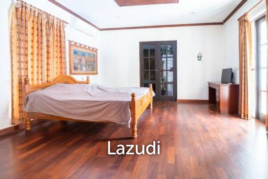 2,000 ตร.ม 3 เตียง 3 อาบน้ำ วิลล่า For ขาย