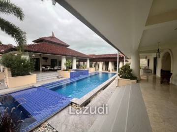 SANUK RESIDENCE: Great Qualiey Bali Pool Villa