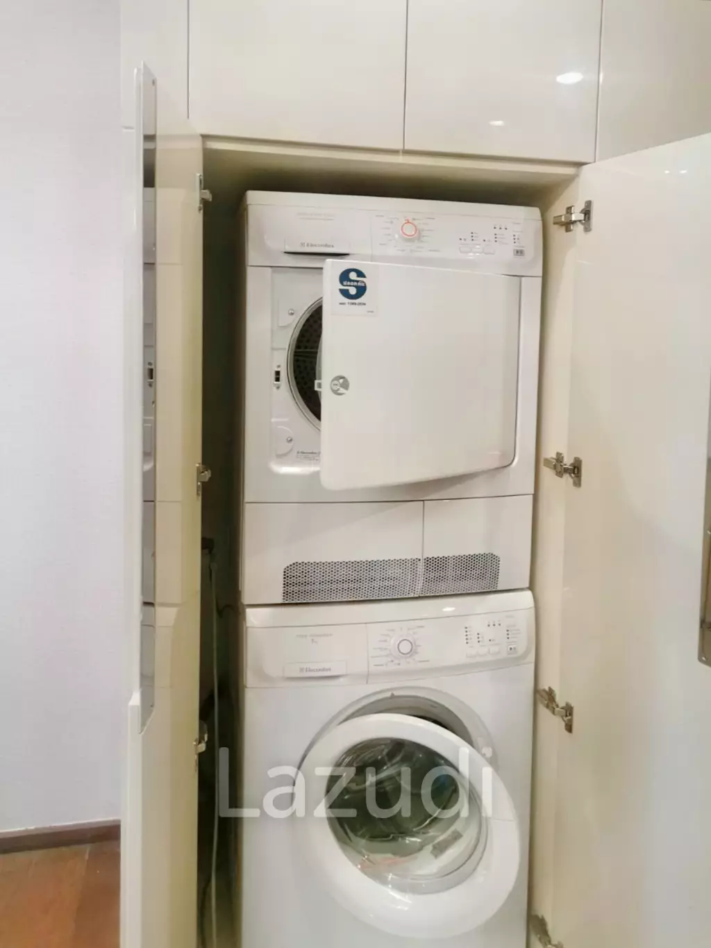 2 Bed 2 Bath 70 SQ.M. The Address Sukhumvit 28